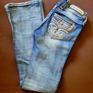 Rock Revival missing button